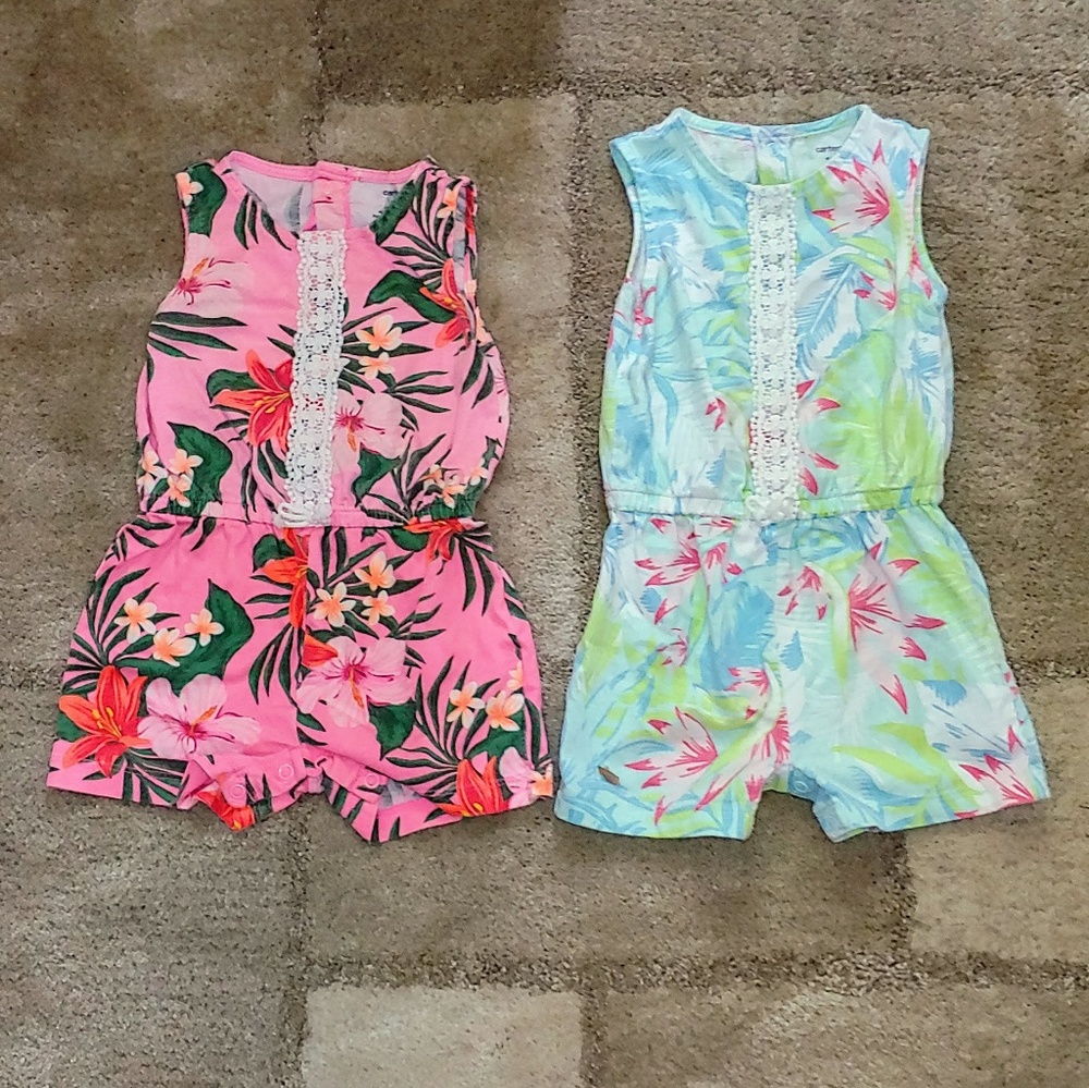 Bundle of 2 Carters 18mo Rompers Good Condition